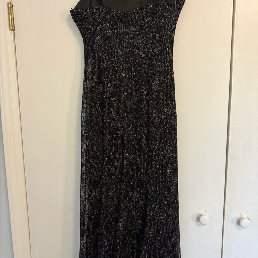 Dave & Johnny Elegant Black Gown